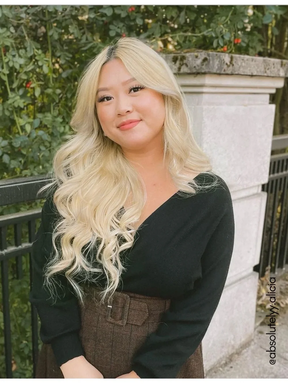 Irresistible Me Light Blonde Royal Clip-ins